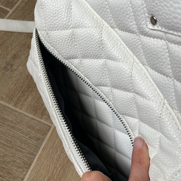 + CLAIRE’S + Quilted Faux Leather Backpack - Picture 15 of 15